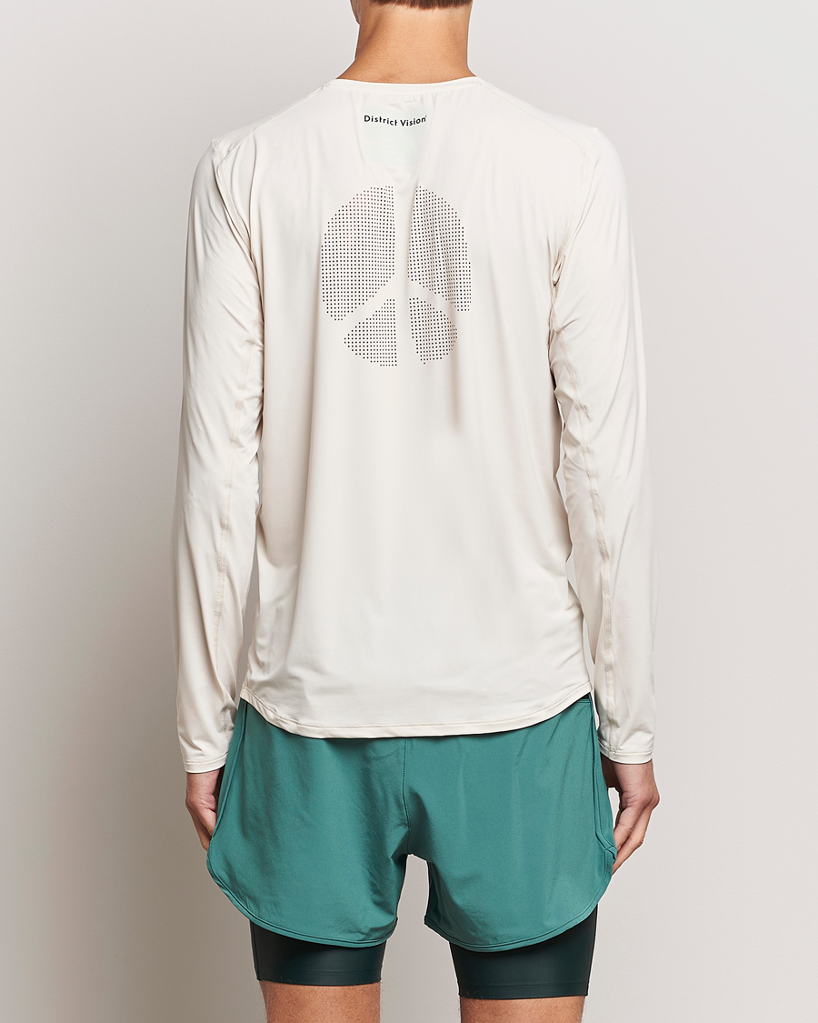 Mies | T-paidat | District Vision | Ultralight Aloe Long Sleeve Mushroom