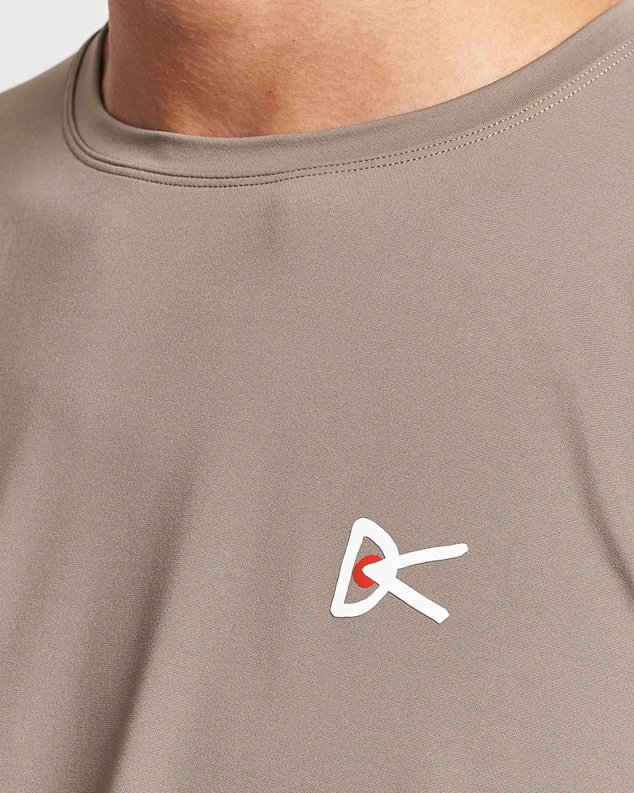 Mies | T-paidat | District Vision | Lightweight Short Sleeve T-Shirt Silt