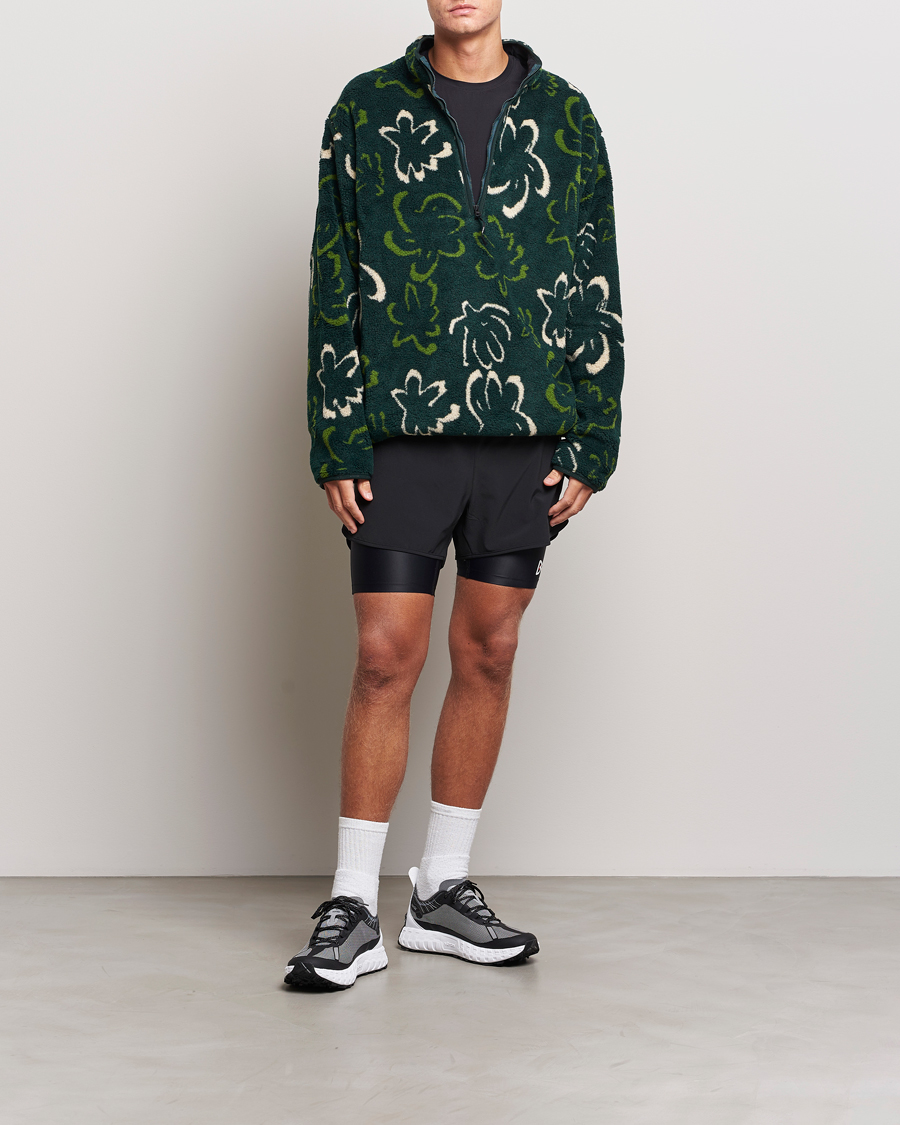 Mies | Shortsit | District Vision | Layered Pocketed Trail Shorts Black