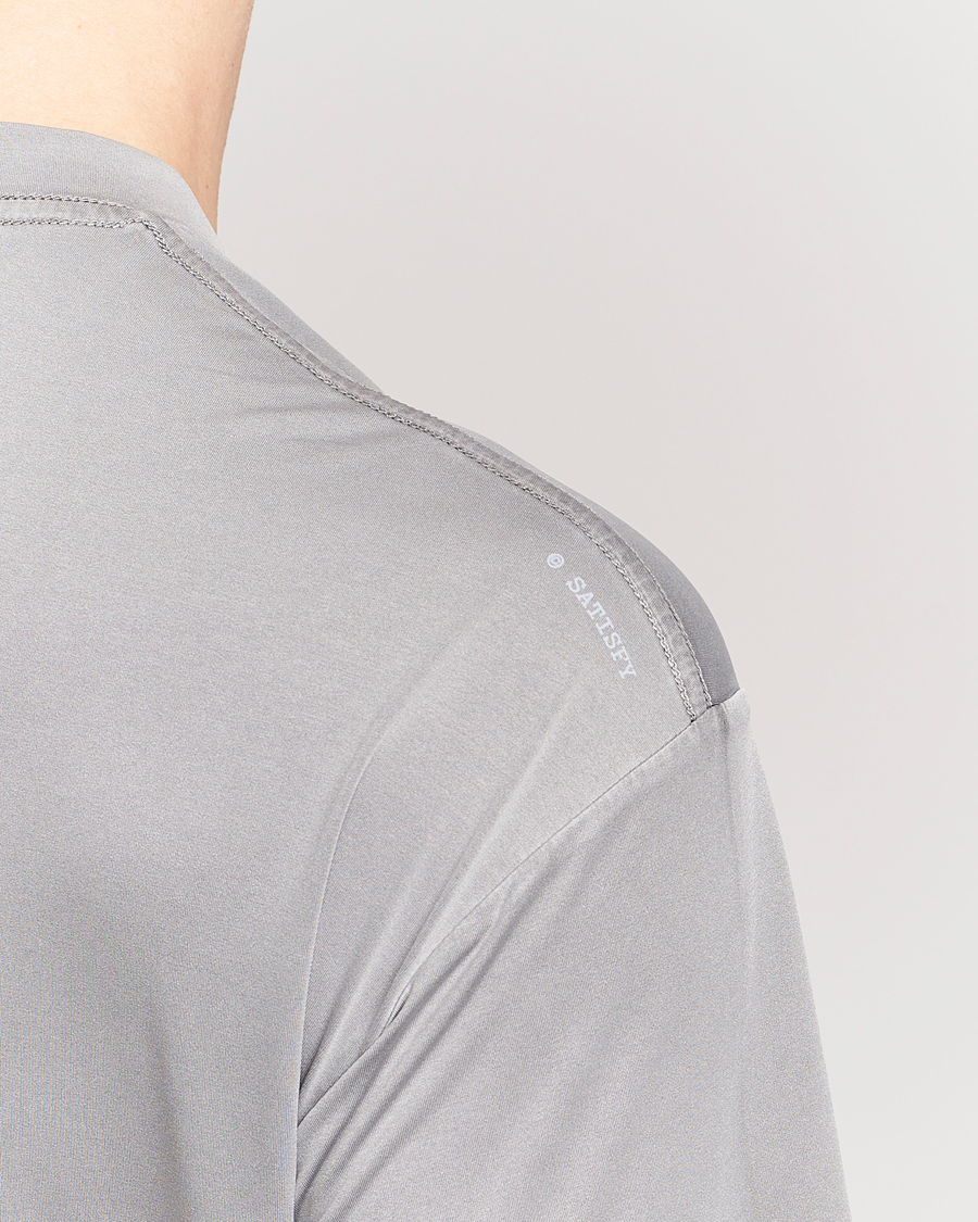 Mies | T-paidat | Satisfy | AuraLite T-Shirt Mineral Fossil