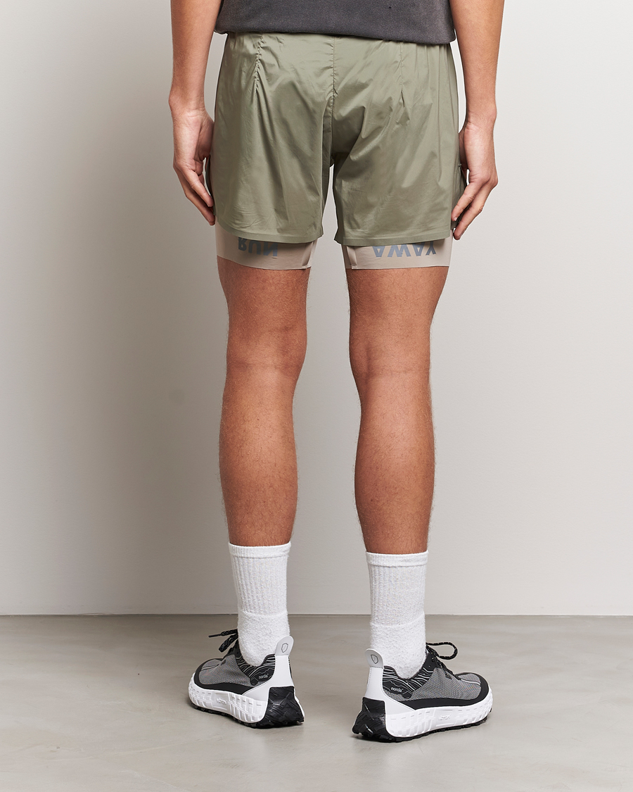 Mies | Shortsit | Satisfy | TechSilk 8 Inch Shorts Vetiver