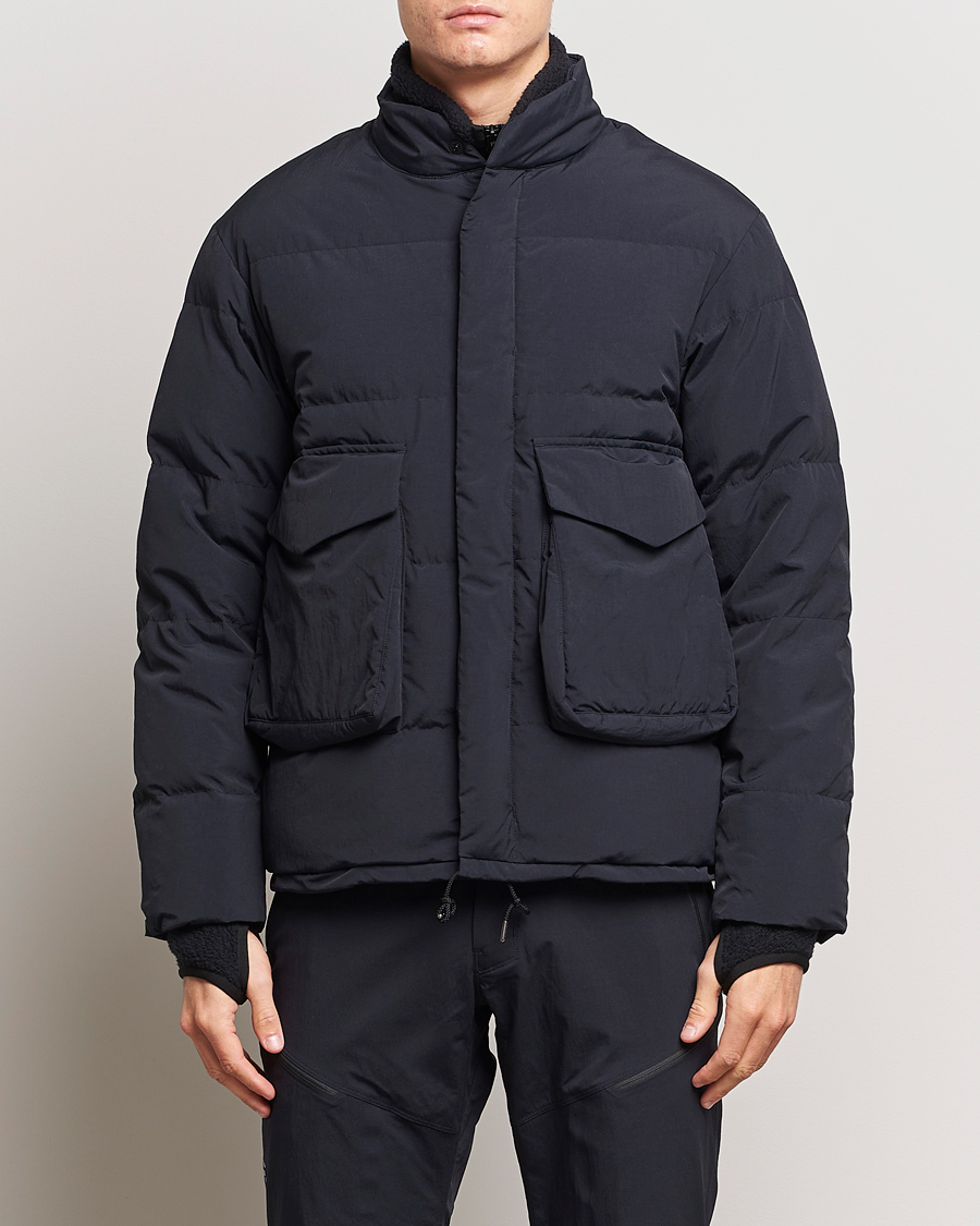 Mies | Takit | Snow Peak | Recycled Down Jacket Black