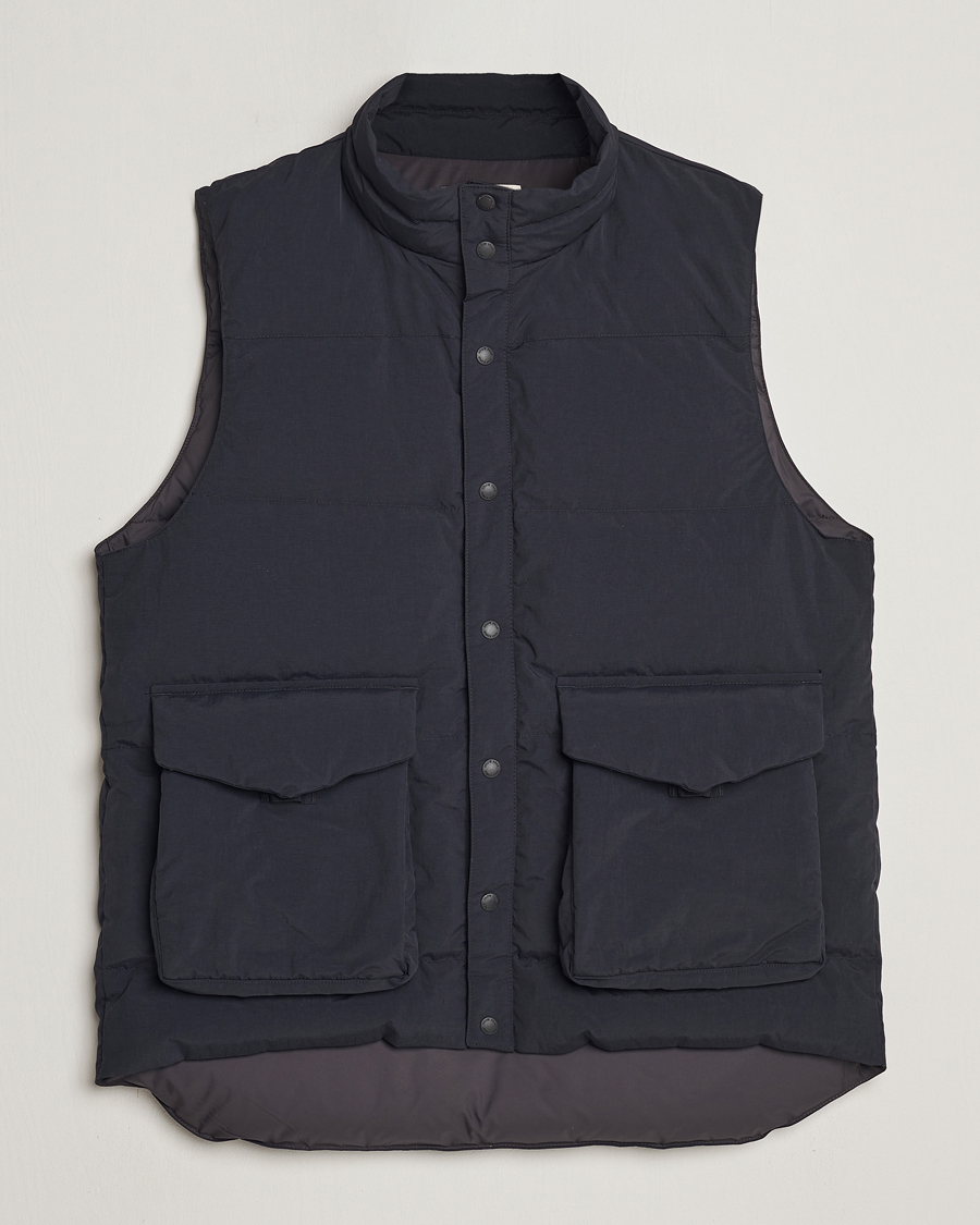 Mies | Takit | Snow Peak | Recycled Down Vest Black