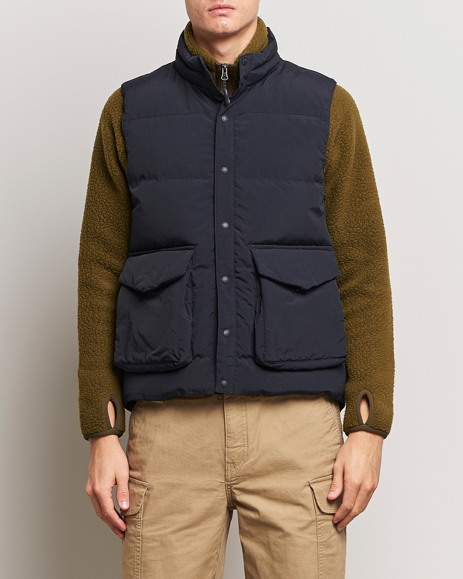 Mies | Takit | Snow Peak | Recycled Down Vest Black