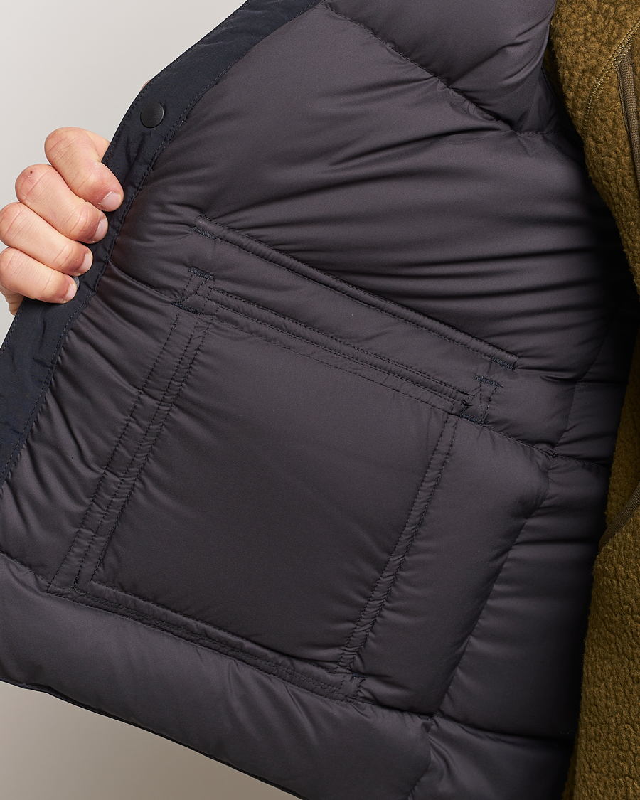 Mies | Takit | Snow Peak | Recycled Down Vest Black