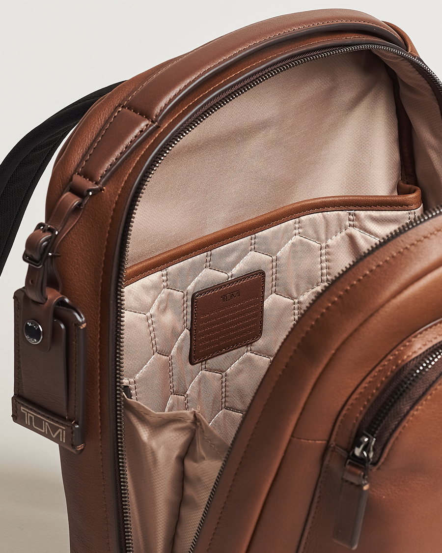 Mies | Laukut | TUMI | Harrison Bradner Leather Backpack Cognac