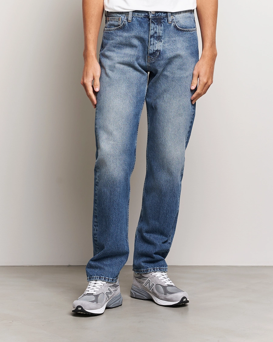 Mies | Straight leg | Sunflower | Standard Jeans Mid Blue