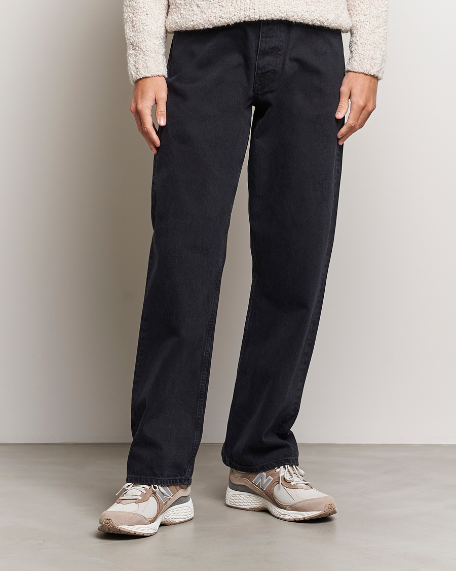 Mies | Farkut | Sunflower | Loose Jeans Washed Black