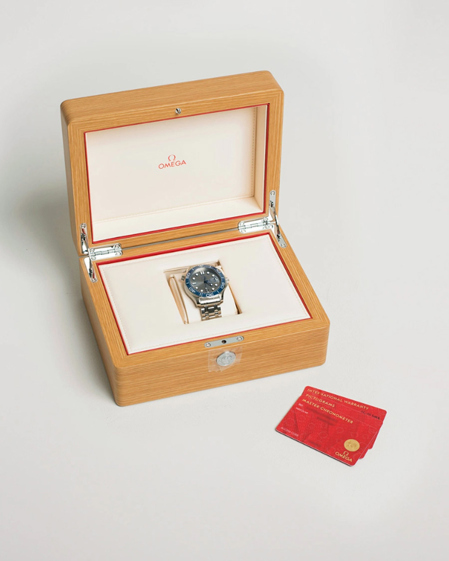 Mies | Omega Pre-Owned Seamaster Diver 300M 210.30.42.20.06.001 Steel Silver | Omega Pre-Owned | Seamaster Diver 300M 210.30.42.20.06.001 Steel Silver