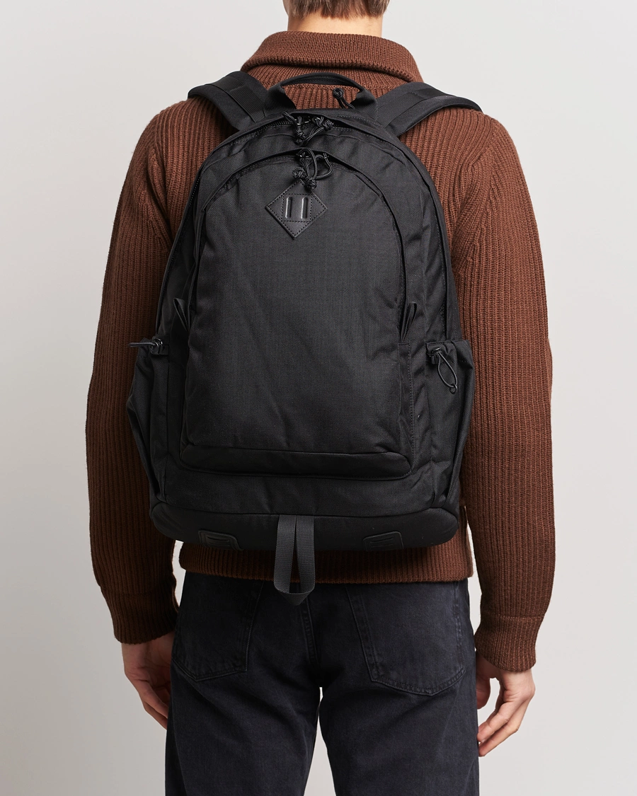 Mies | Preppy Authentic | BEAMS PLUS | Day Pack Black