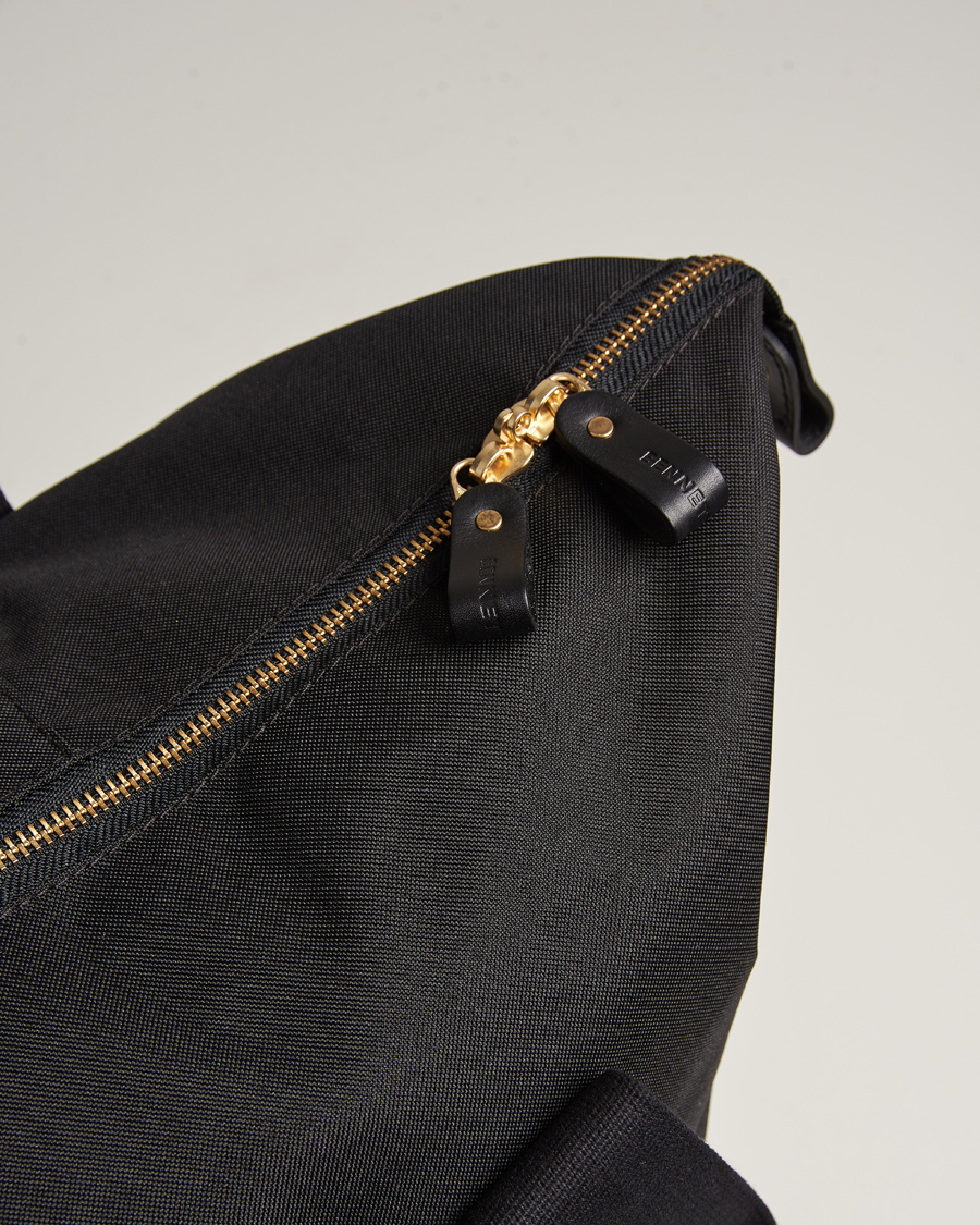 Mies | Laukut | Bennett Winch | Small Nylon Cargo Bag Black