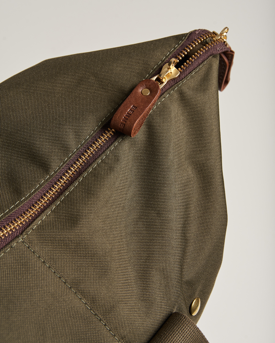 Mies | Laukut | Bennett Winch | Small Nylon Cargo Bag Olive
