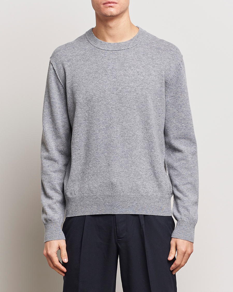 Mies |  | Filippa K | 93 Knitted Lambswool Crew Neck Sweater Grey Melange
