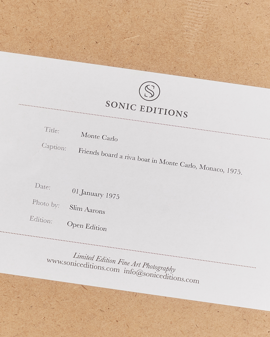 Mies | Taulut | Sonic Editions | Framed Slim Aarons Monte Carlo