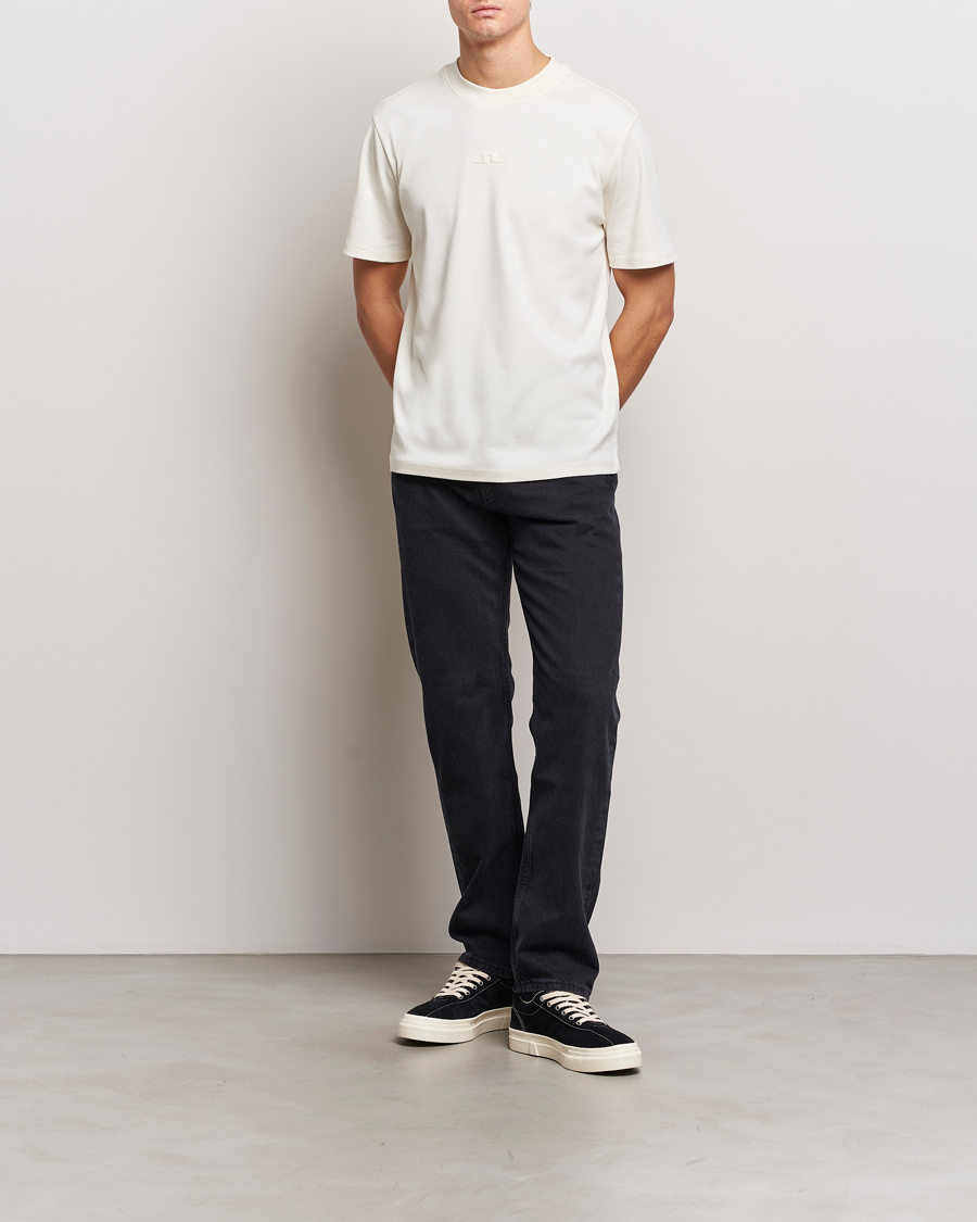 Mies | T-paidat | J.Lindeberg | Adnan Logo Mock Neck T-Shirt Cloud White