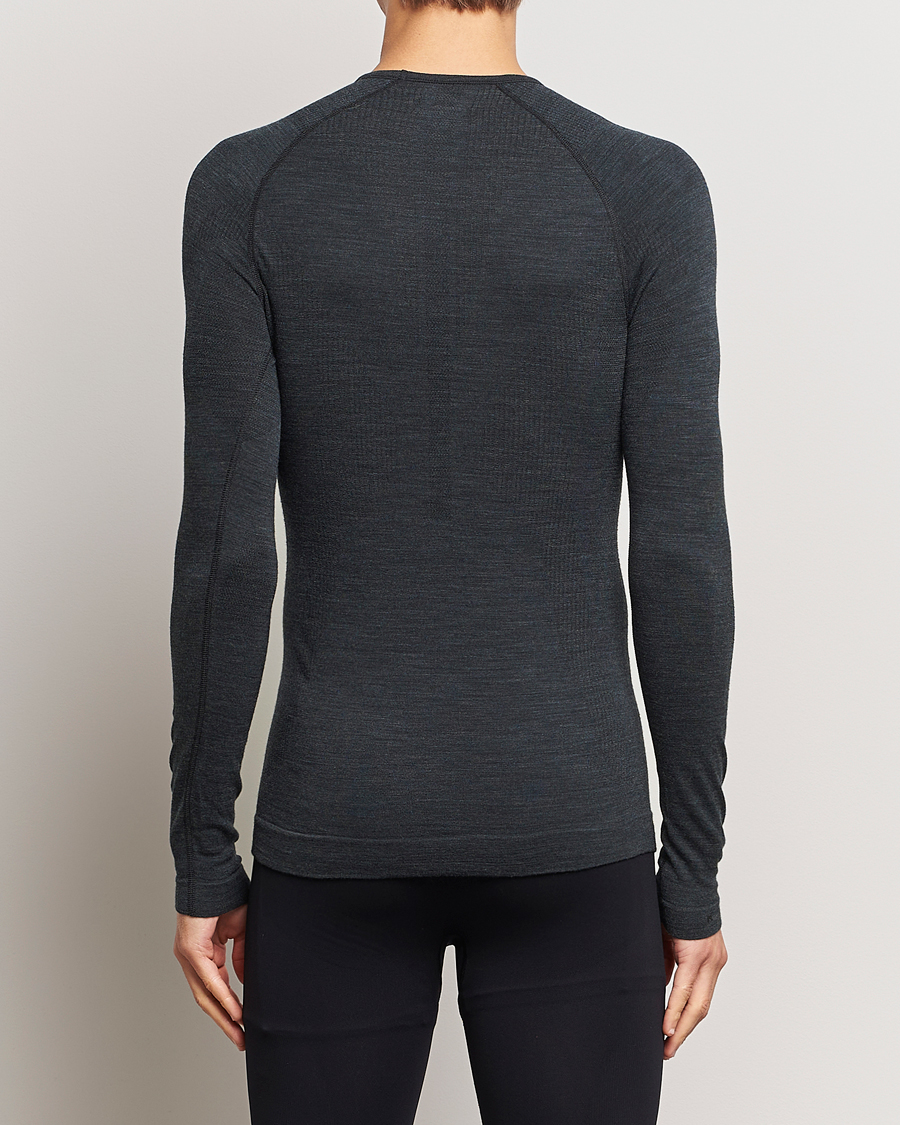 Mies | T-paidat | Falke | Long Sleeve Wool Tech Shirt Black