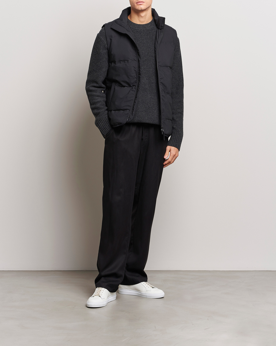 Mies | Takit | A Day's March | Alford Puffer Vest Black