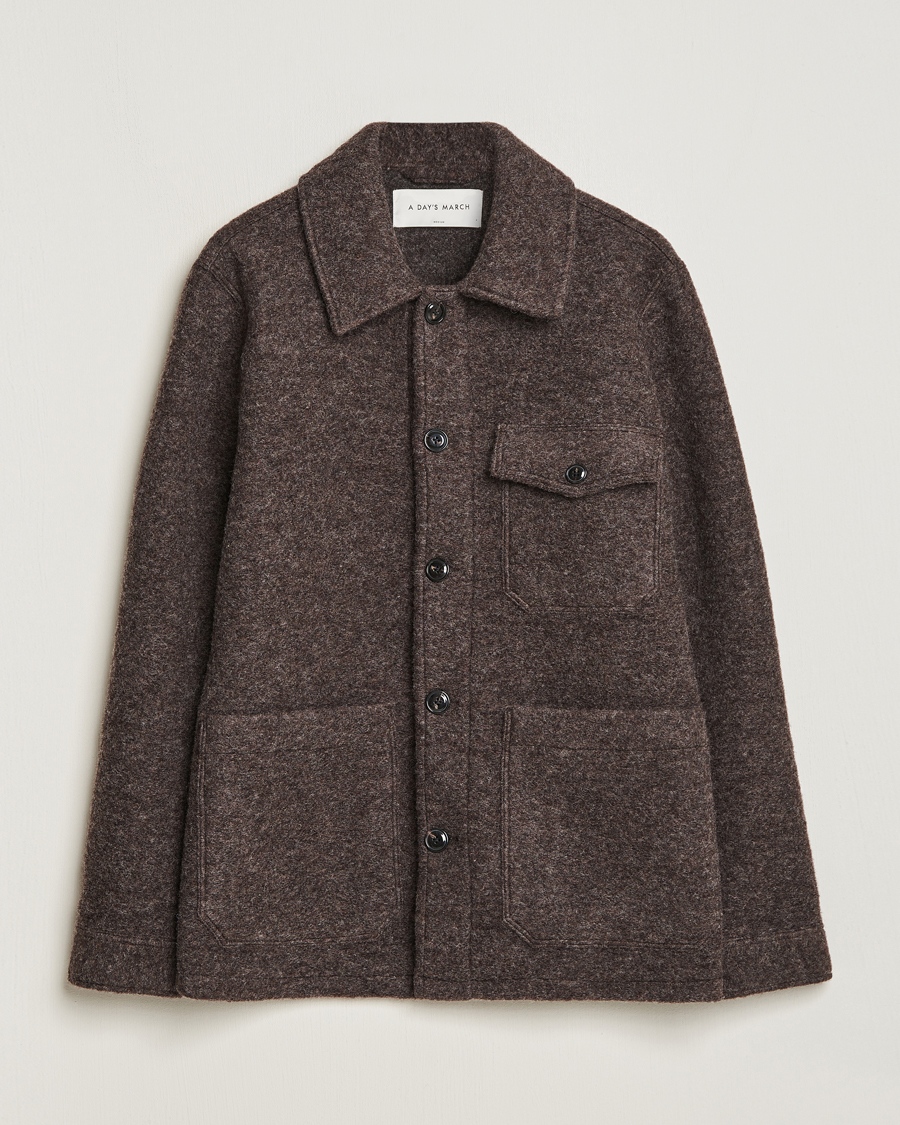 Mies | Paitatakkien aika | A Day's March | Chaumont Heavy Wool Overshirt Taupe
