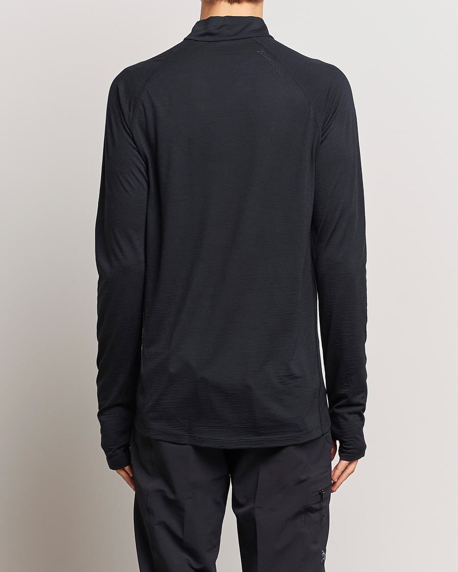 Mies | Puserot | Houdini | Desoli Merino Light Half Zip True Black