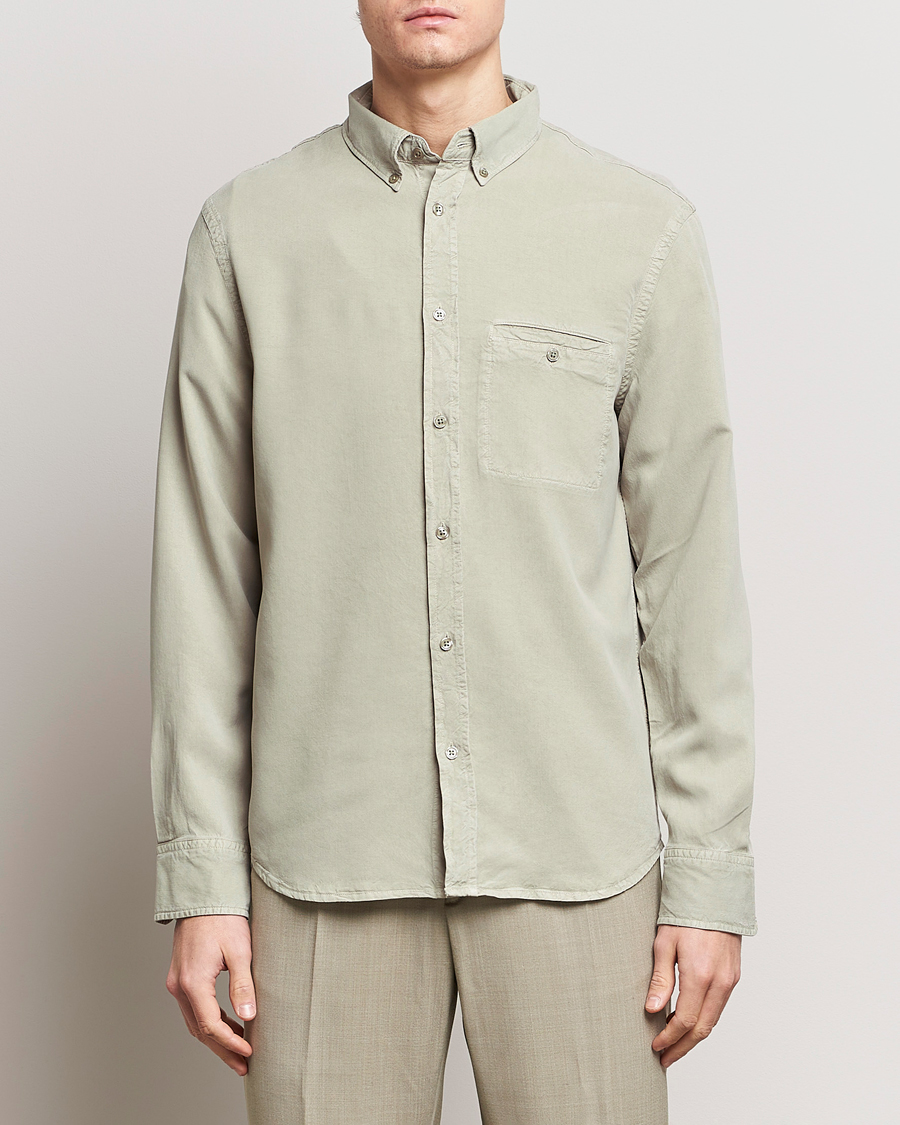 Mies | Kauluspaidat | Filippa K | Zachary Lyocell Shirt Light Sage