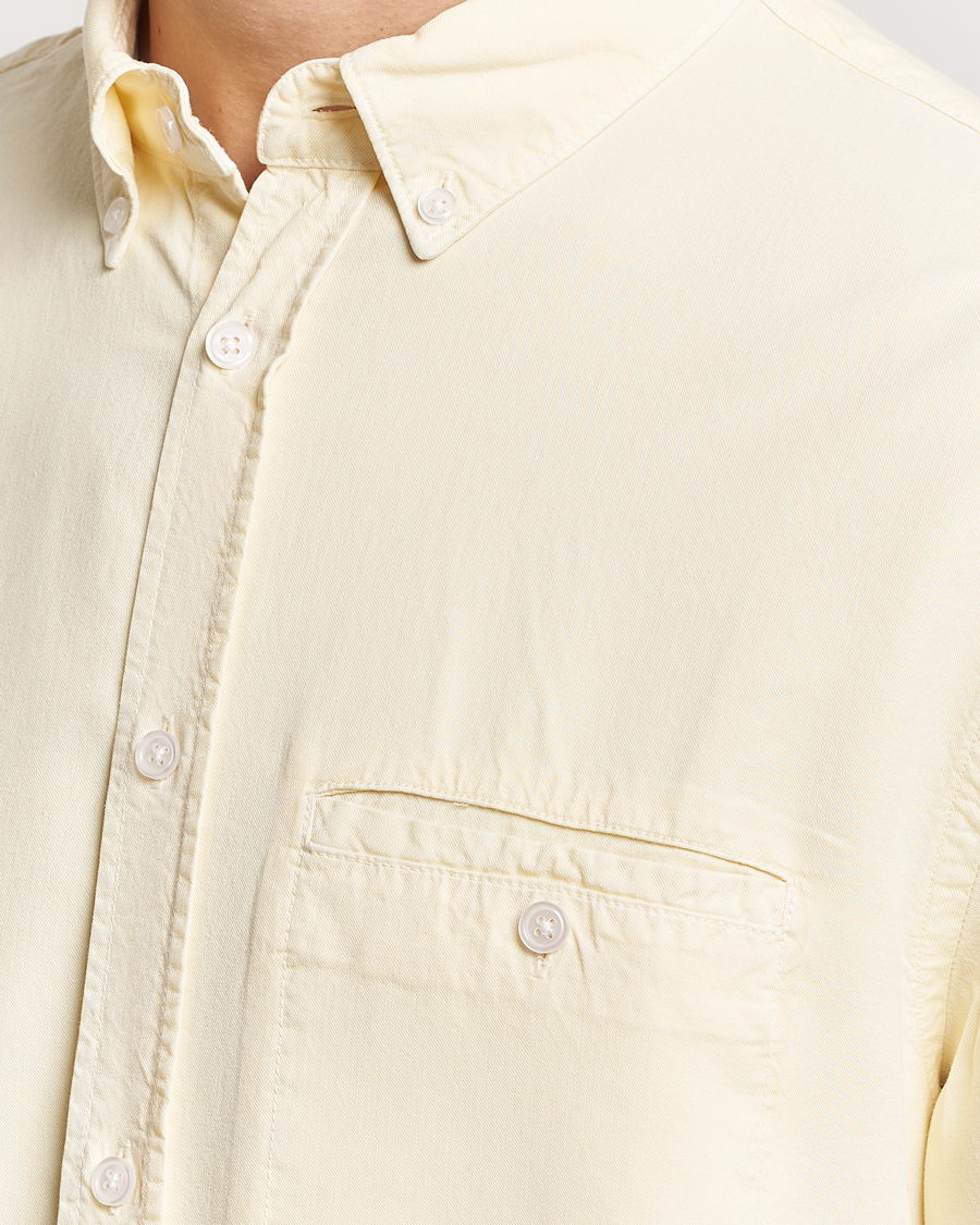 Mies | Kauluspaidat | Filippa K | Zachary Lyocell Shirt Soft Yellow