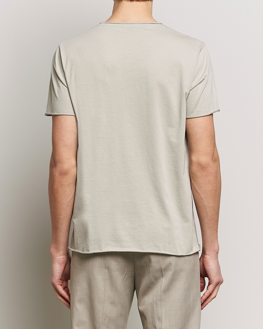 Mies | T-paidat | Filippa K | Roll Neck Crew Neck T-Shirt Light Sage