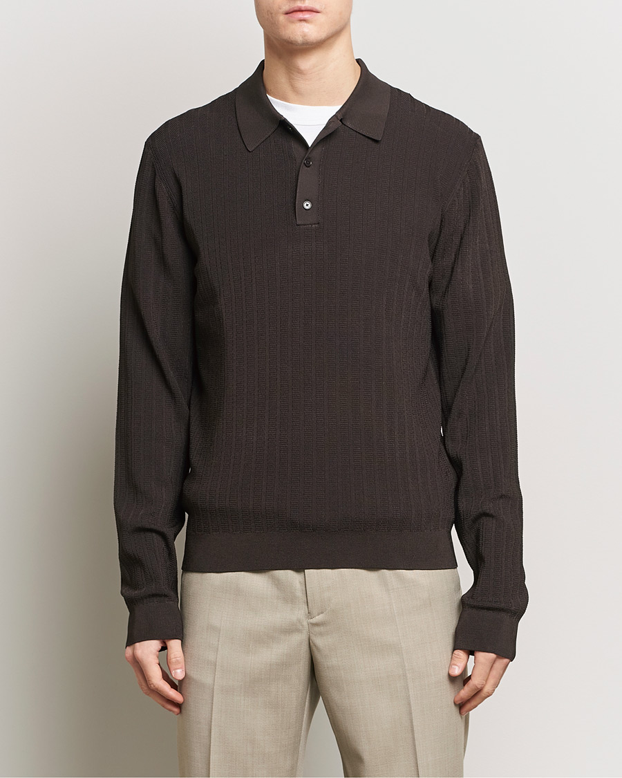 Mies | Puserot | Filippa K | Structured Knitted Polo Dark Oak