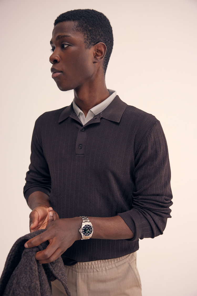 Mies | Puserot | Filippa K | Structured Knitted Polo Dark Oak