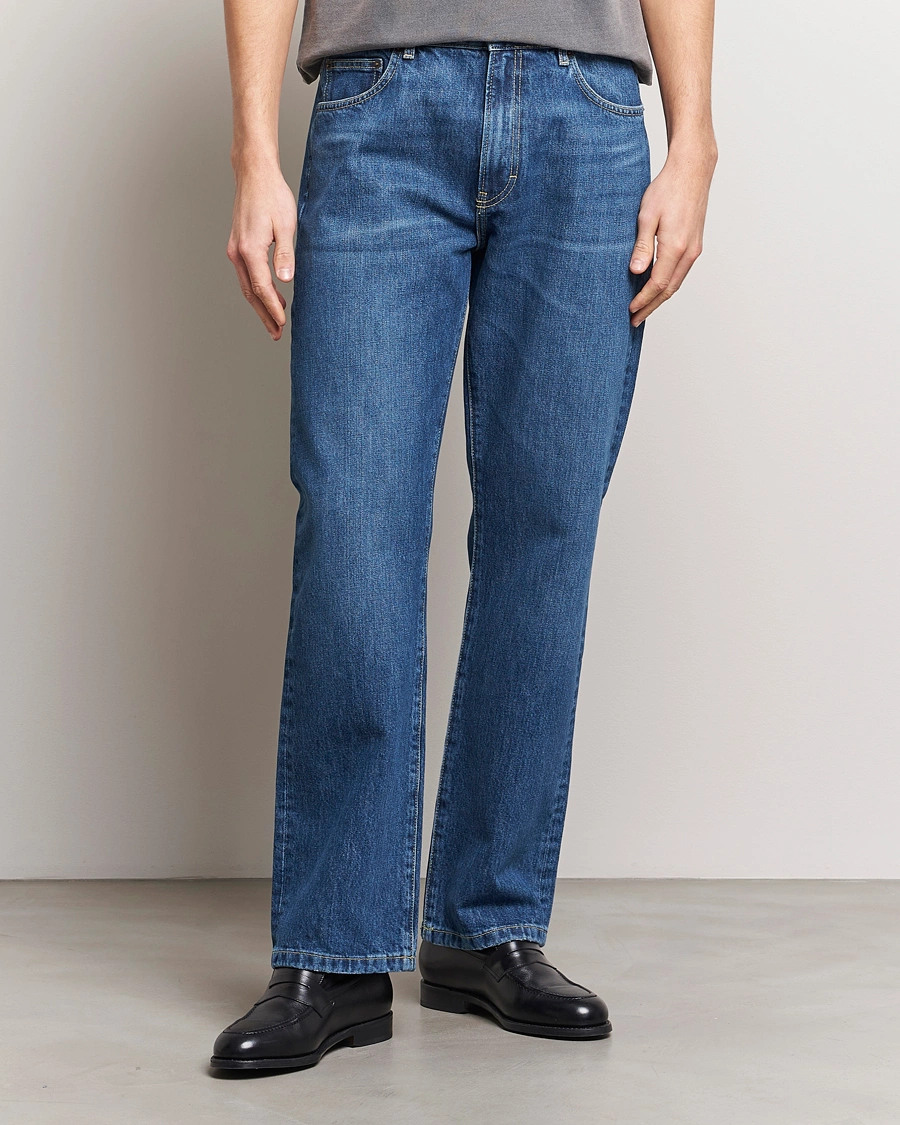 Mies |  | Jeanerica | SM010 Straight Jeans Tom Mid Blue Wash