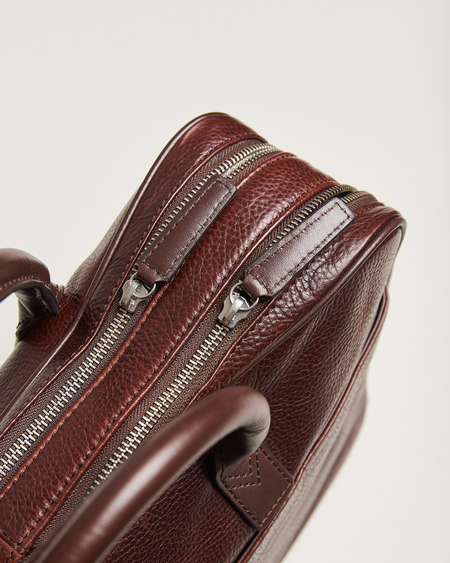 Mies | Laukut | Loake Shoemakers | Westminster Grain Leather Briefcase Dark Brown