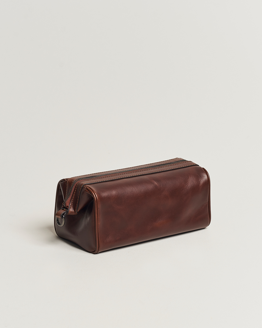 Mies | Asusteet | Loake 1880 | Thames Leather Washbag Brown