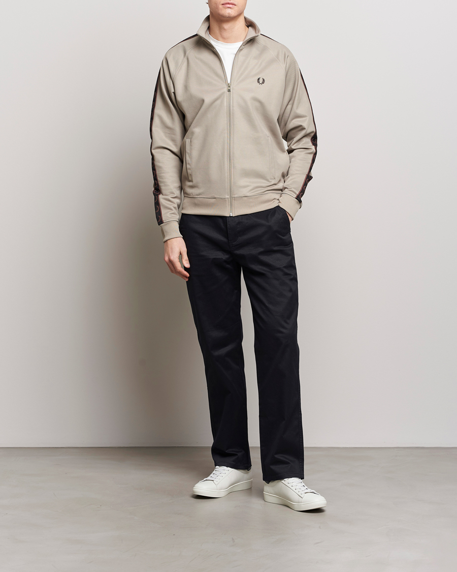 Mies | Puserot | Fred Perry | Taped Track Jacket Warm Grey