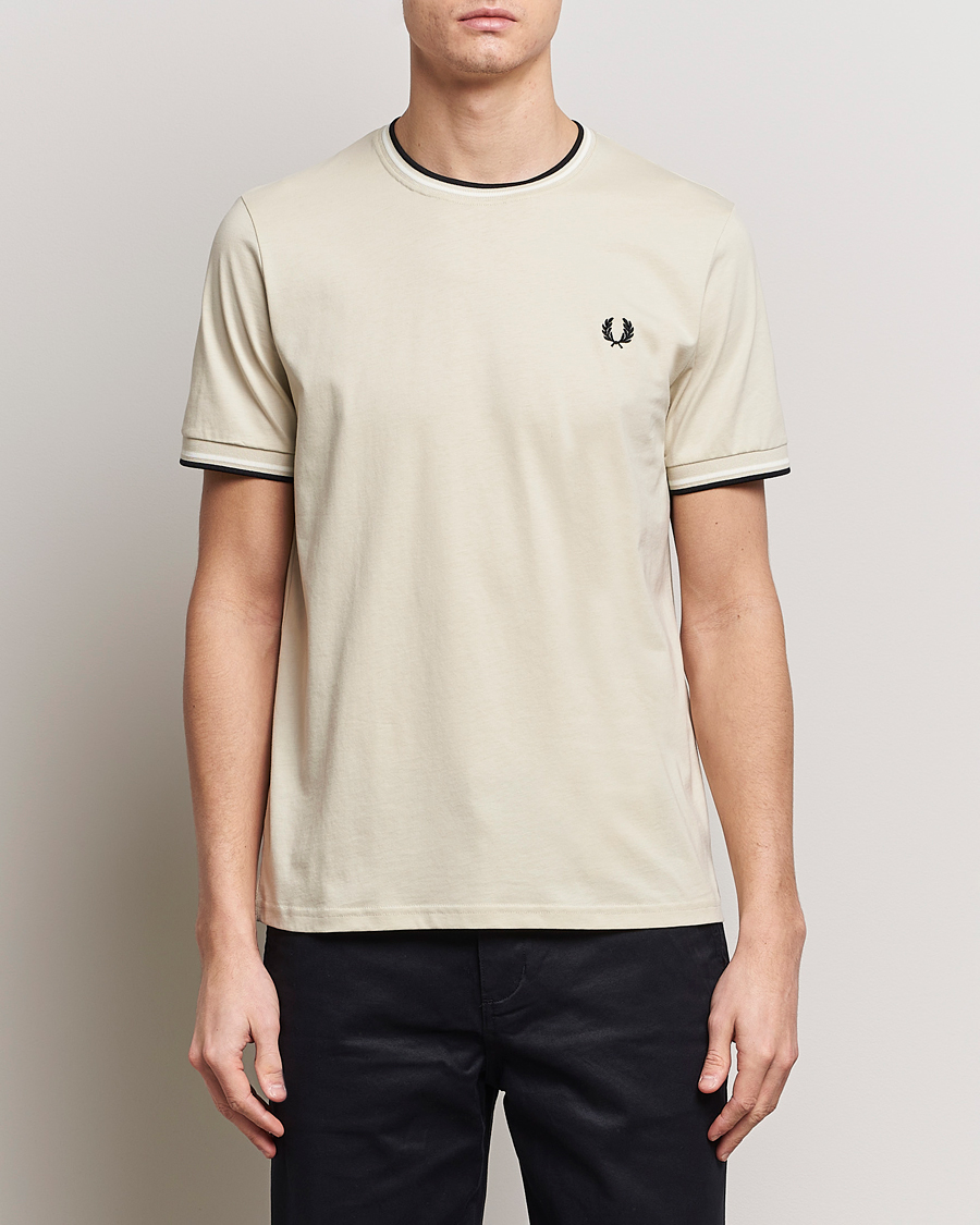 Mies | Lyhythihaiset t-paidat | Fred Perry | Twin Tipped T-Shirt Oatmeal