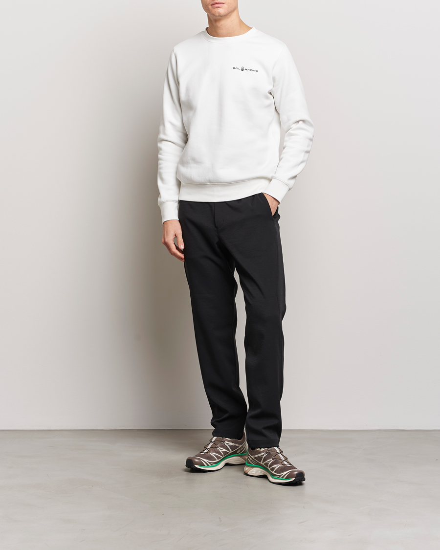 Mies | Puserot | Sail Racing | Bowman Crew Neck Sweatshirt Storm White