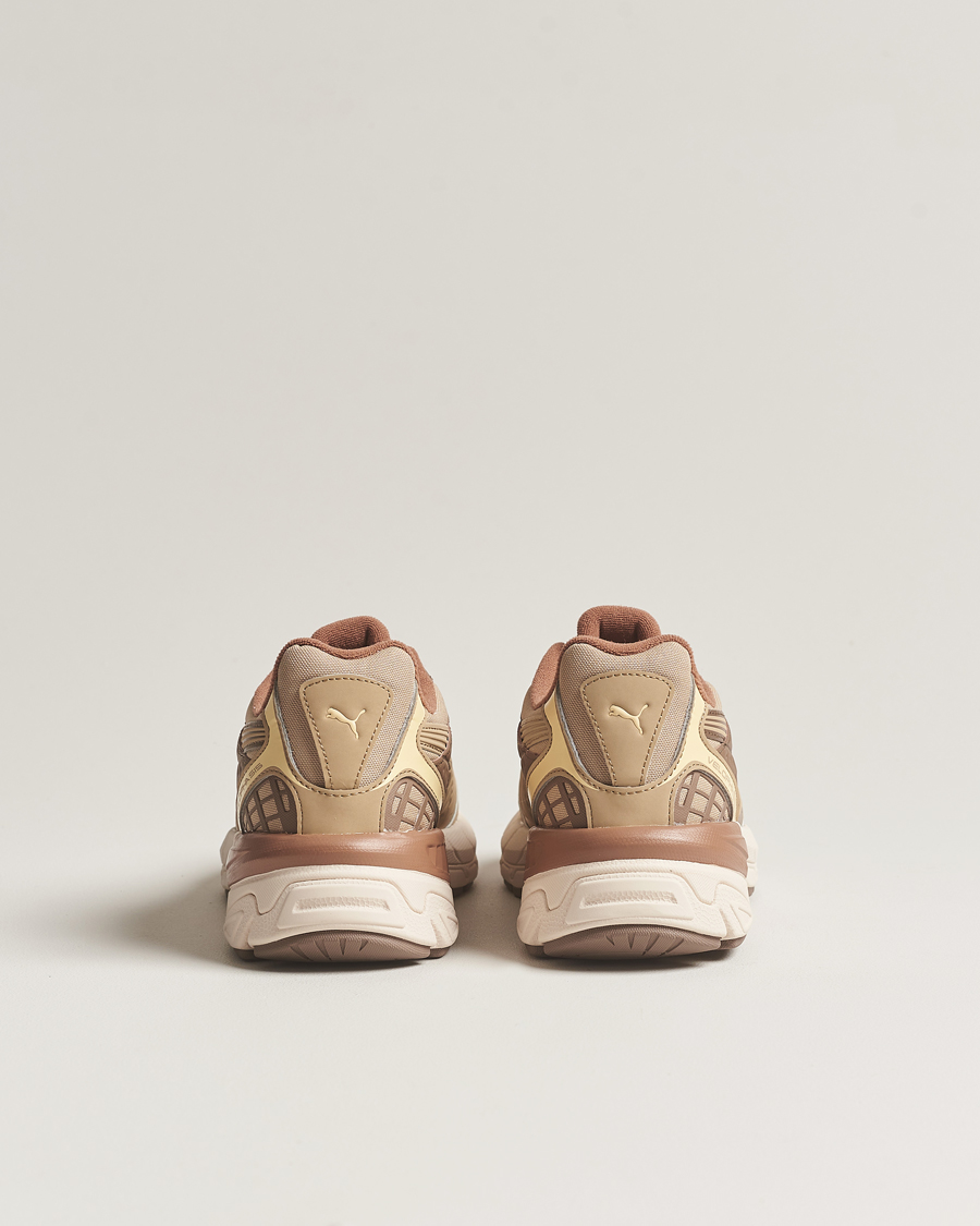 Mies | Puma Velophasis Earth Running Sneaker Prairie Tan | Puma | Velophasis Earth Running Sneaker Prairie Tan
