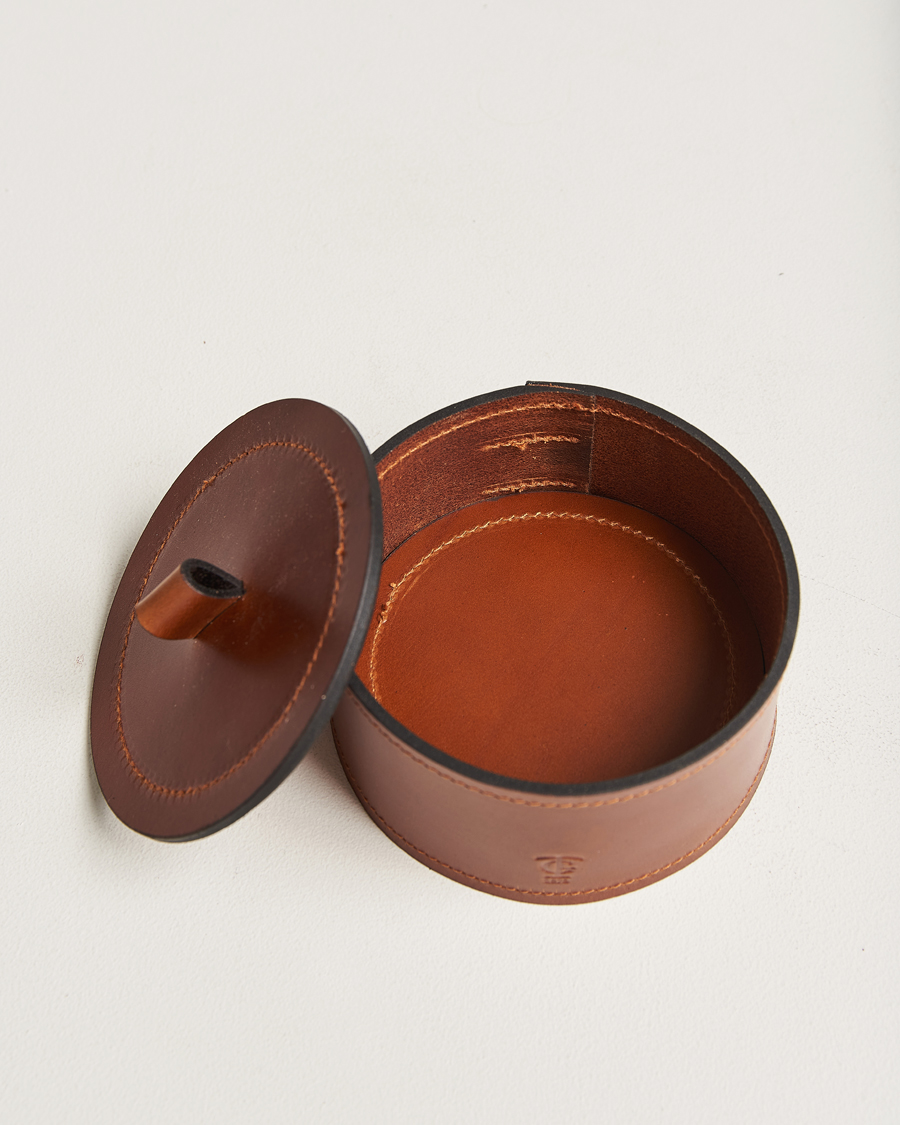 Mies | Kotiin | Tärnsjö Garveri | Small Leather Box 002 Light Brown
