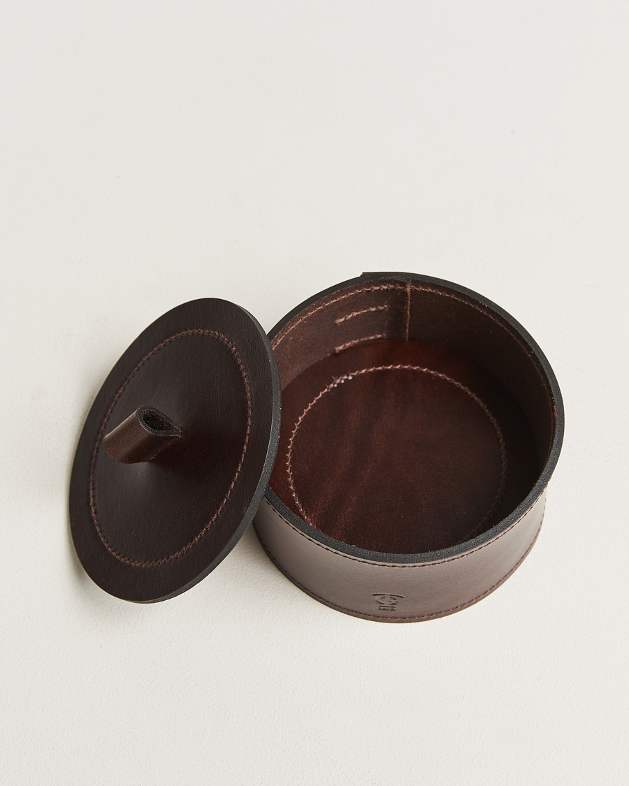 Mies | Kotiin | Tärnsjö Garveri | Small Leather Box 002 Dark Brown