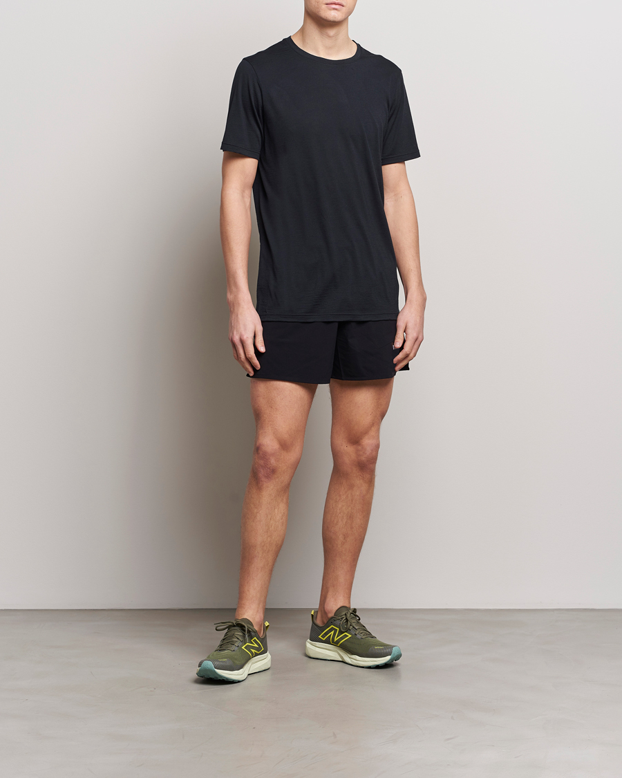 Mies | T-paidat | Houdini | Desoli Merino T-Shirt True Black