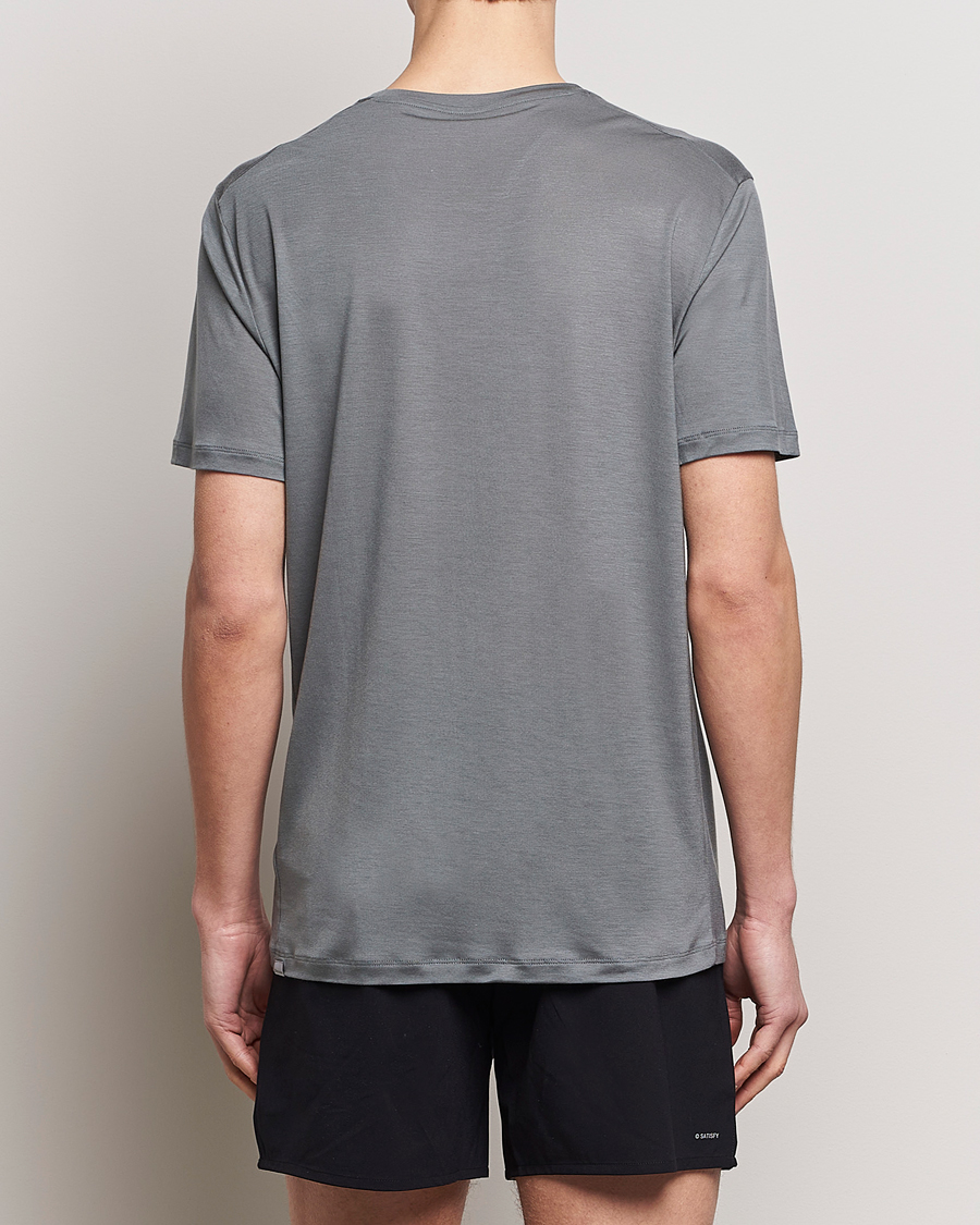 Mies | T-paidat | Houdini | Tree Tencel T-Shirt Greeness