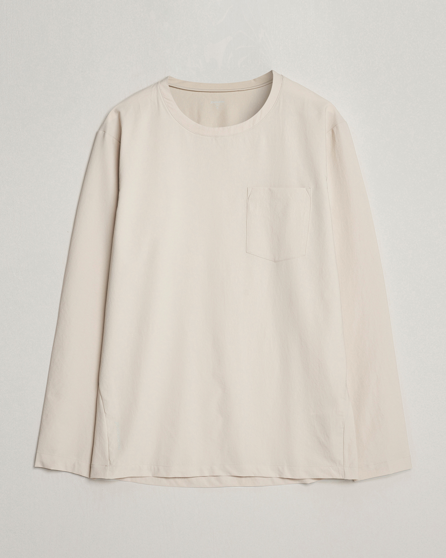 Mies | T-paidat | Houdini | Cover Crew Quick Dry Long Sleeve Foggy Mountain