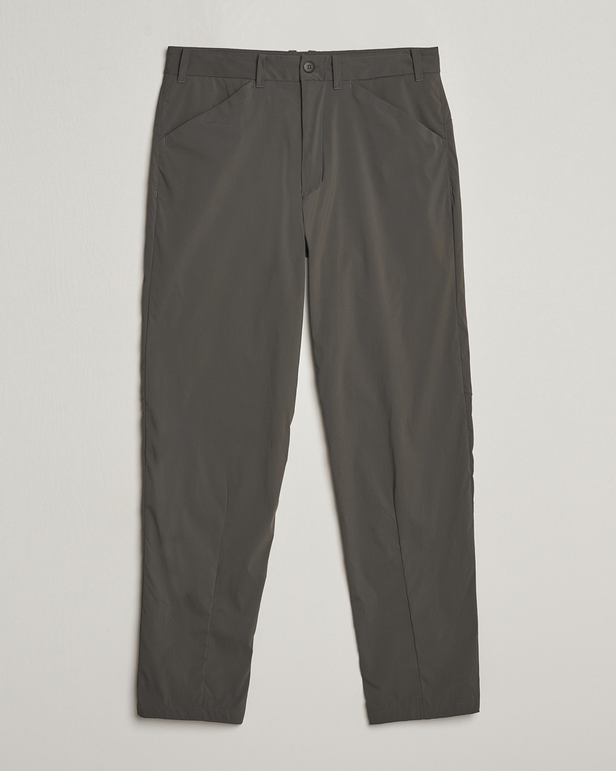 Mies | Housut | Houdini | Wadi Ultralight Pants Baremark Green