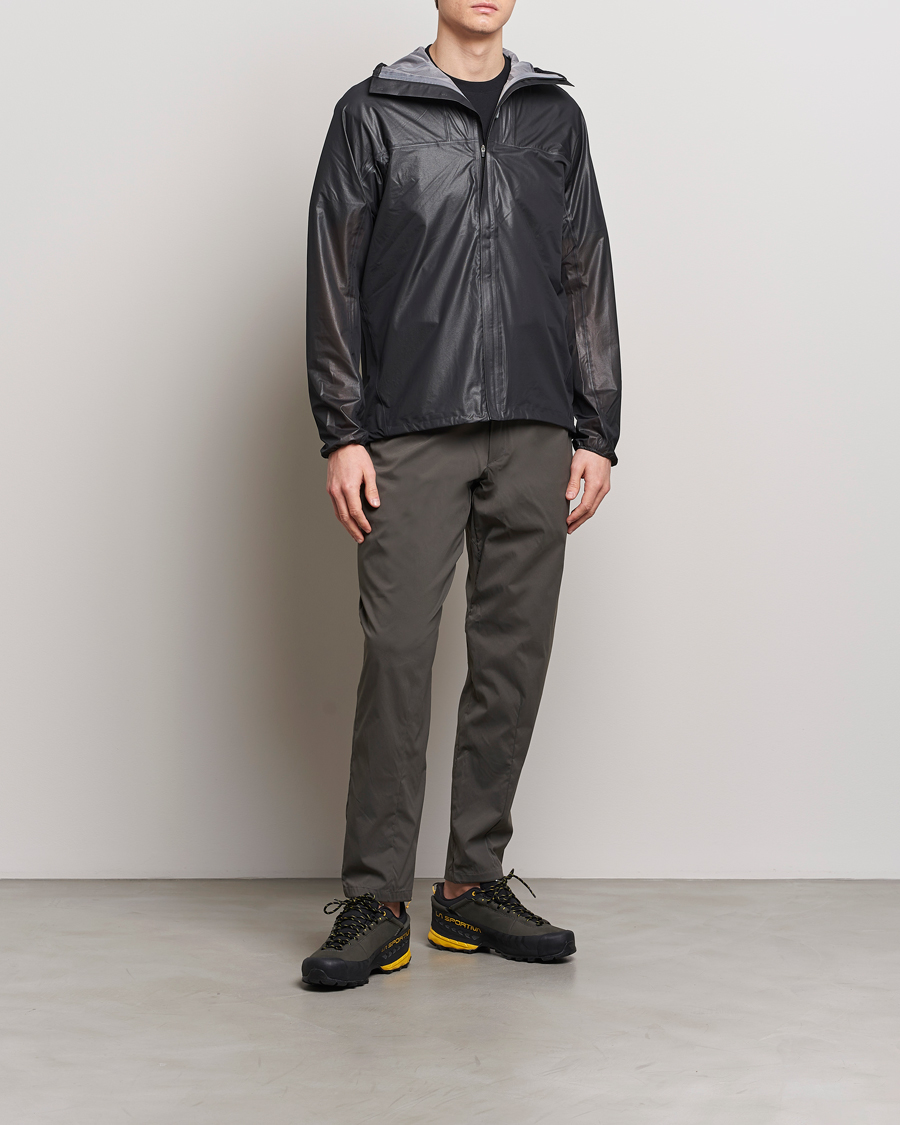 Mies | Takit | Houdini | The Orange Waterproof Jacket True Black