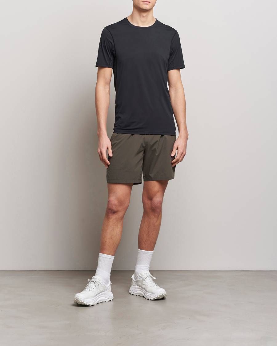 Mies | Shortsit | Houdini | Pace Light Shorts Baremark Green