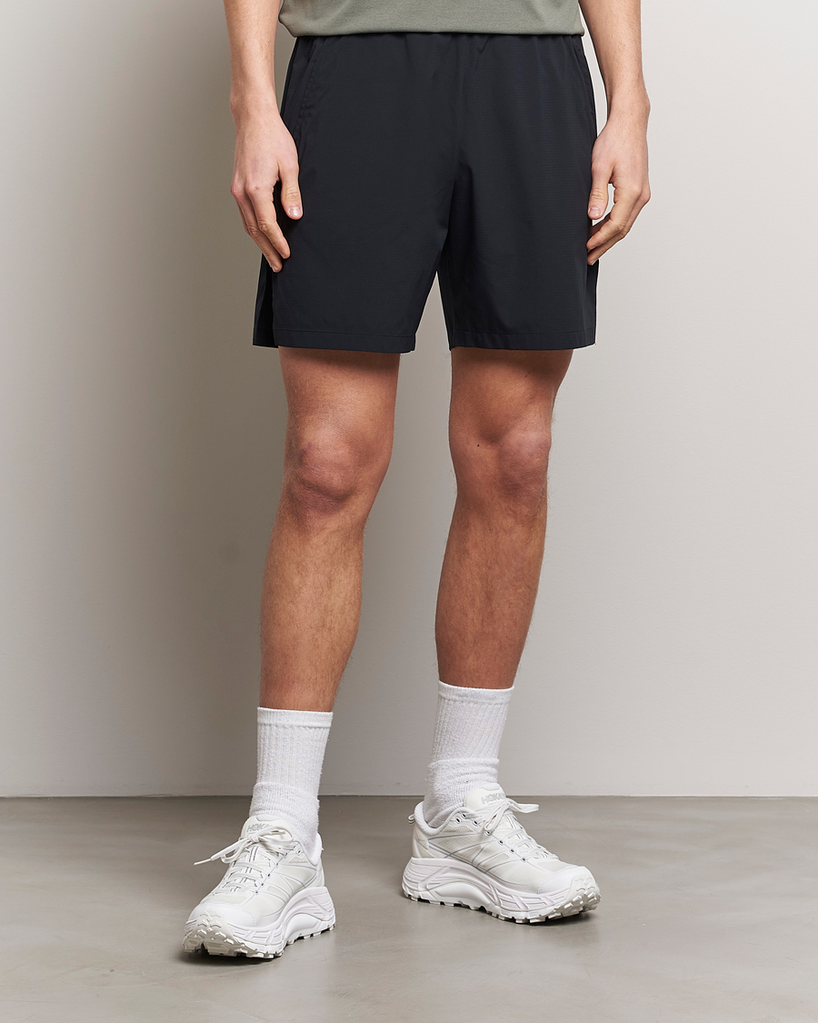 Mies | Shortsit | Houdini | Pace Light Shorts True Black