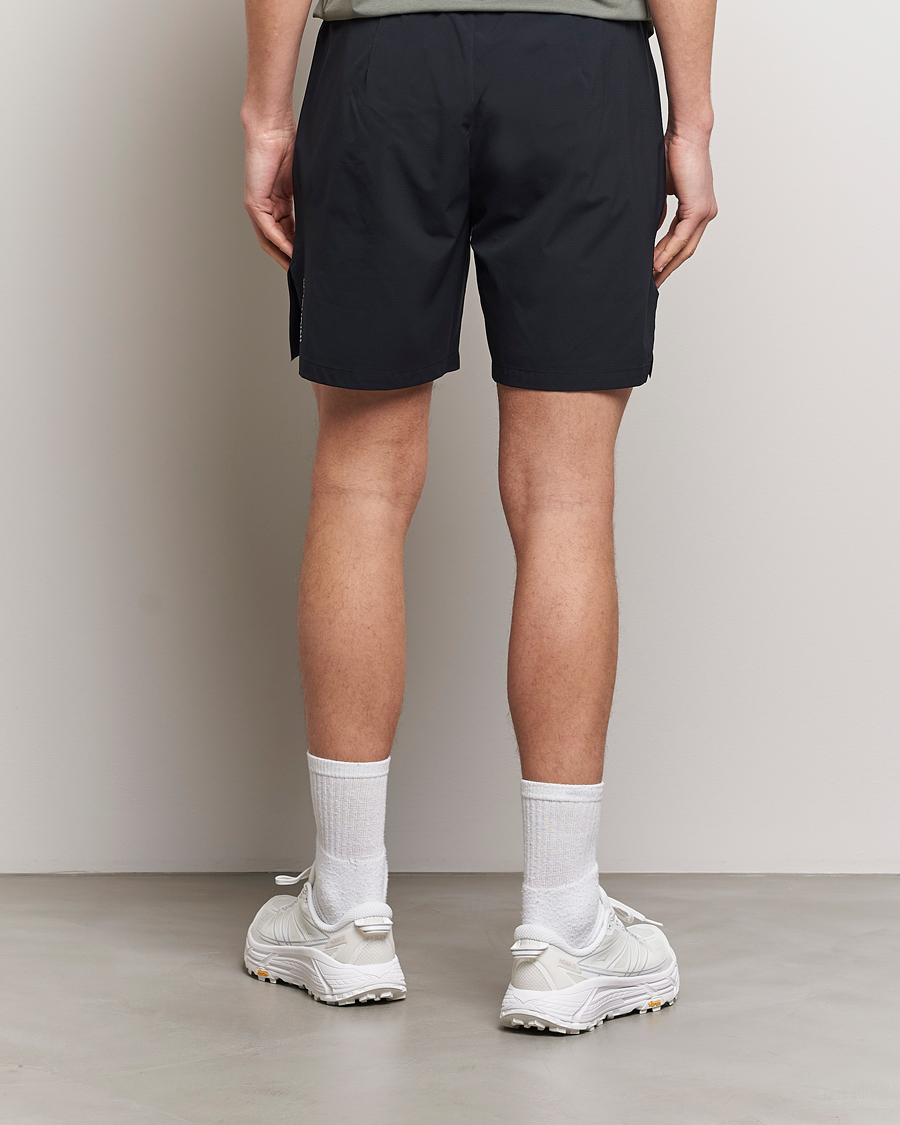 Mies | Shortsit | Houdini | Pace Light Shorts True Black