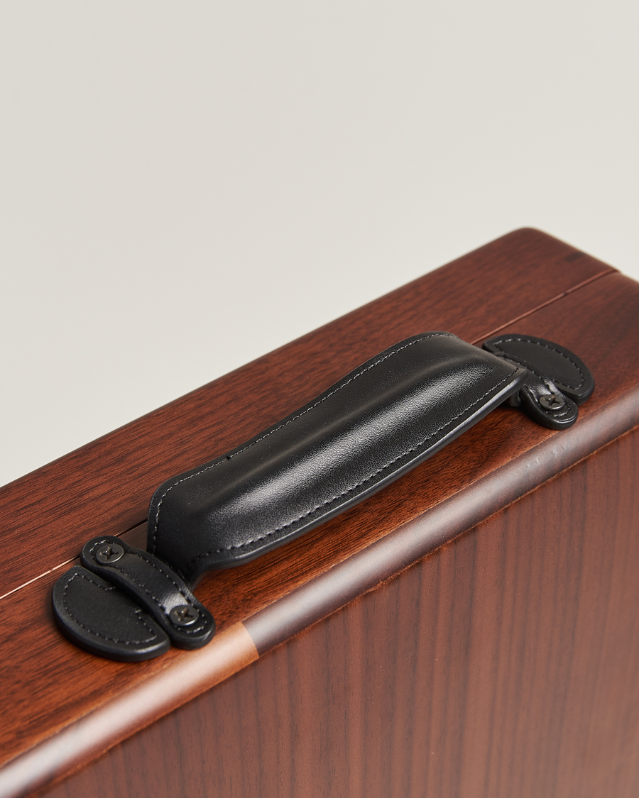 Mies | Paul Brunngård The Briefcase Walnut | Paul Brunngård | The Briefcase Walnut