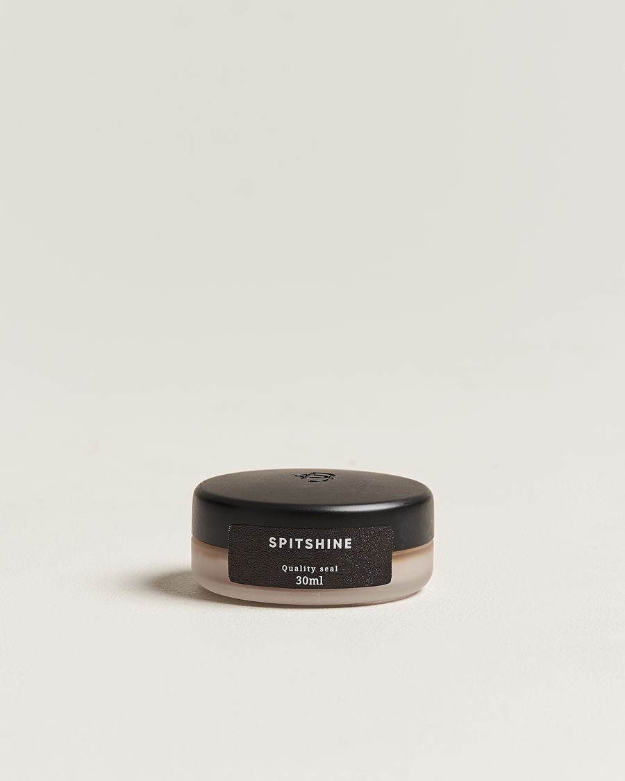 Mies | Kenkien huolto | Paul Brunngård | Spitshine 30 ml Medium Brown