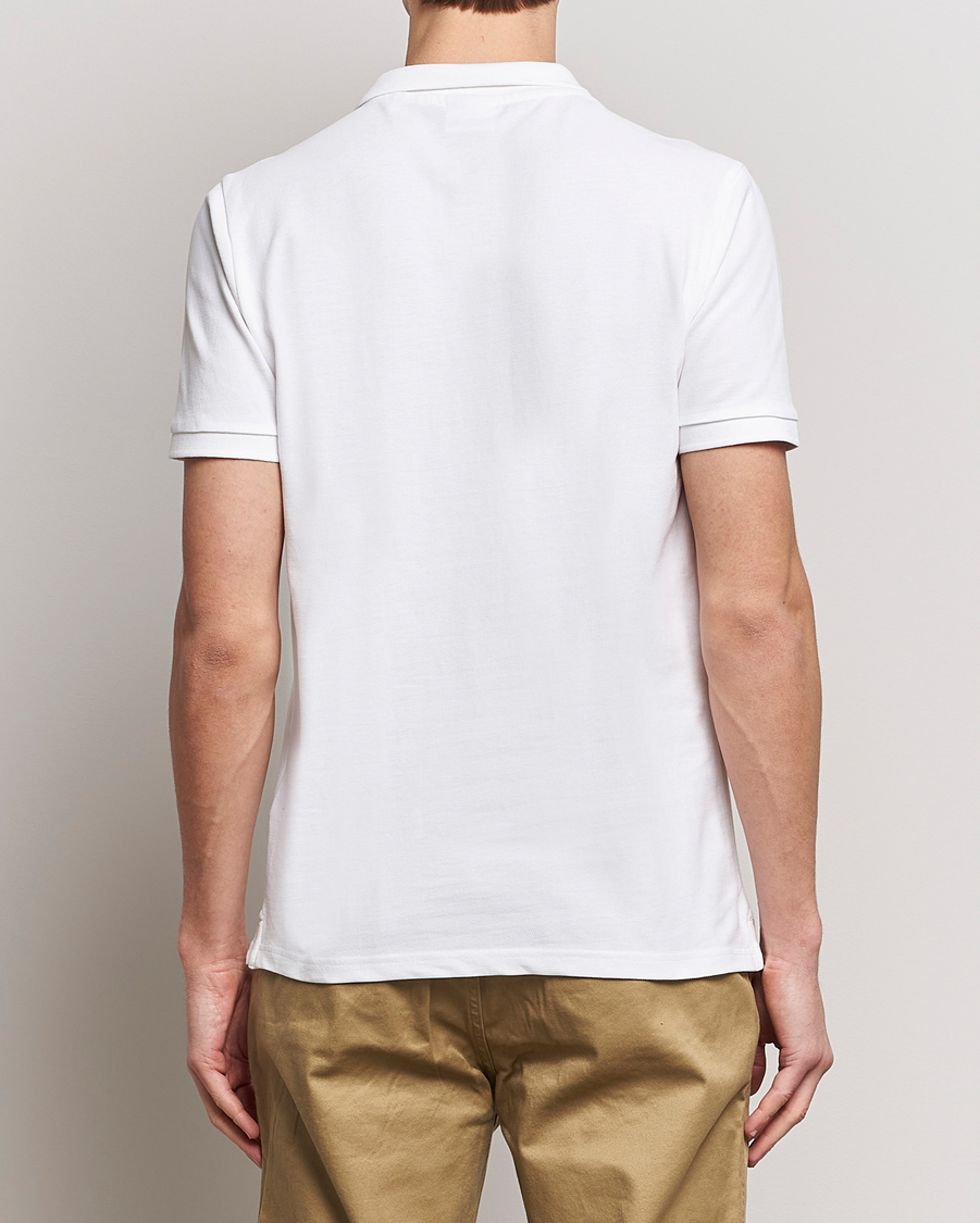 Mies | Pikeet | KnowledgeCotton Apparel | Toke Badge Polo Bright White