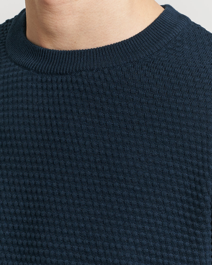 Mies | Puserot | KnowledgeCotton Apparel | Vagn Bubble Knit Cotton Crew Neck Total Eclipse