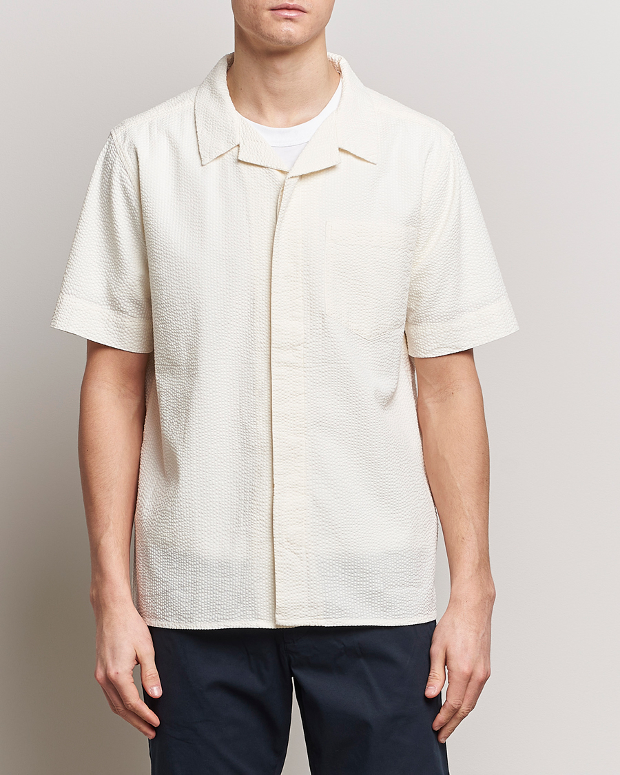 Mies | Kauluspaidat | KnowledgeCotton Apparel | Short Sleeve Seersucker Shirt Egret